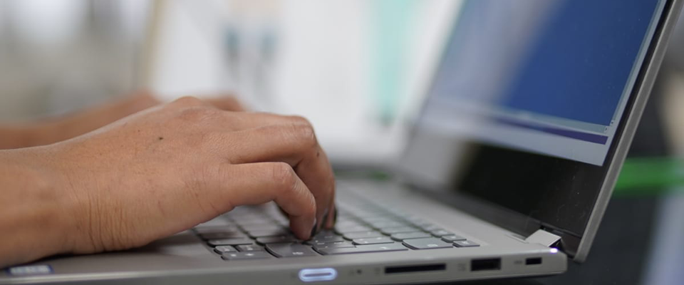 Imagen de apoyo de Profesores capacitados en pensamiento computacional en 2021