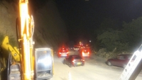 Imagen de apoyo de  Ejercito y ANI restablecieron paso en la via Bogota  Girardot