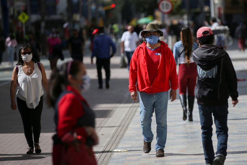 Imagen de apoyo de Colombia vuelve al uso obligatorio de tapabocas en algunos espacios cerrados