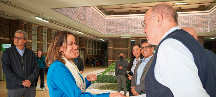 Imagen de apoyo de  Ministra de salud extendio mensaje en el Dia del Salubrista