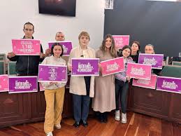 Imagen de apoyo de  Es aprobado el proyecto para garantizar la atencion integral a huerfanos por feminicidio