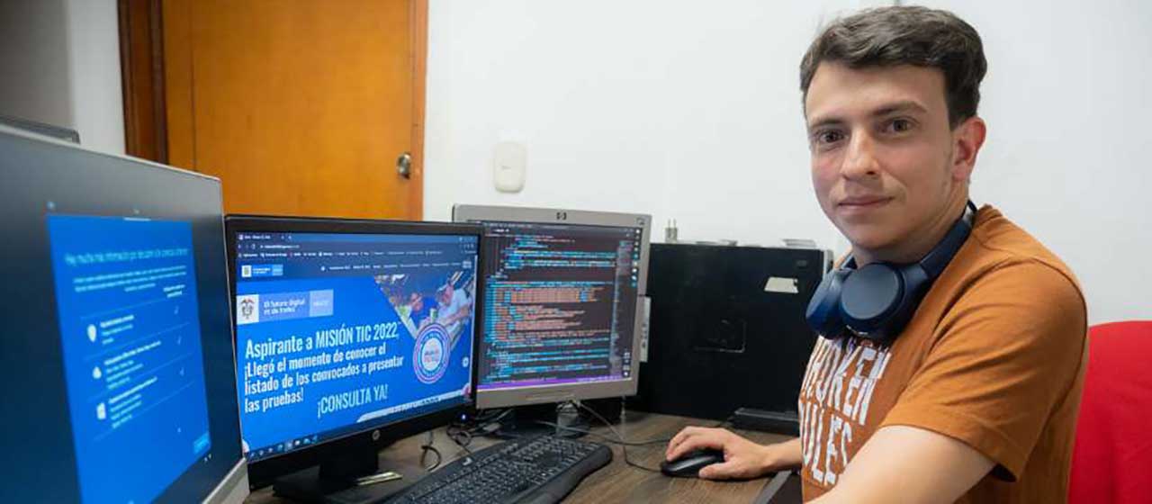 Imagen de apoyo de  MinTIC Amazon Web Services Cisco IBM Microsoft y Oracle buscan formar gratis a 10000 programadores en Colombia