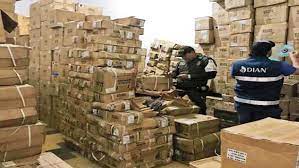 Imagen de apoyo de  Aprehenden mercancia de contrabando por mas de 1900 millones en Medellin