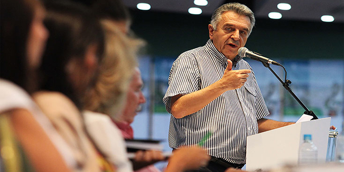 Imagen de apoyo de  Ministro del Trabajo Luis Eduardo Garzon habla sobre caso de Chiclets Adams