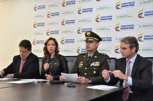 Imagen de apoyo de  Comienza Brigadas por la legalidad 5281 millones en mercancia de contrabando deja primer operativo