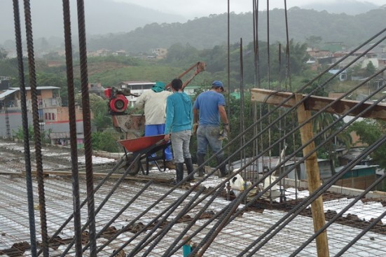 Imagen de apoyo de  MinTrabajo suspende construccion de Hotel La Catleya en Mocoa