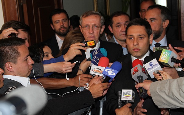 Imagen de apoyo de  Se conforma comite politico del SI a la PAZ