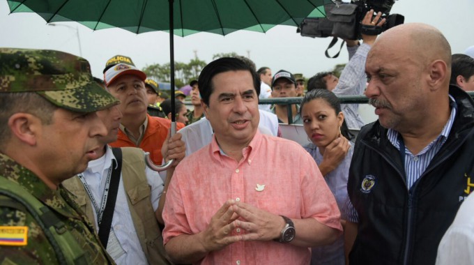 Imagen de apoyo de Esperamos que muy pronto la frontera entre Colombia y Venezuela sea fuente de prosperidad y no de conflicto MinInterior