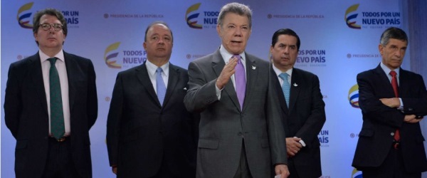 Imagen de apoyo de  Presidente Santos ordena al Director de la Policia y al Comandante del Ejercito trasladarse al Catatumbo para reforzar busqueda de Salud Hernandez