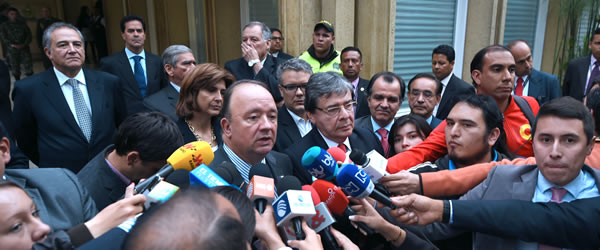 Imagen de apoyo de  Mindefensa anuncio que la proxima semana se discutira la necesidad de fortalecer el cese al fuego