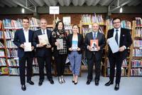 Imagen de apoyo de MinEducacion y BBVA entregaran 2000 colecciones de libros en 393 municipios