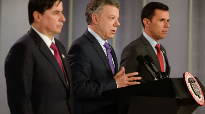 Imagen de apoyo de  Guillermo Rivera designado nuevo ministro del Interior