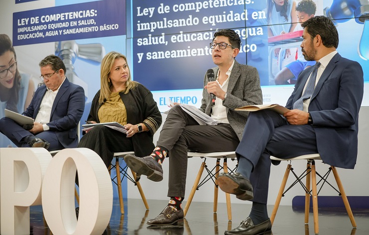 Imagen de apoyo de  Ministro de Educacion Daniel Rojas estuvo en el el Foro convocado por la Federacion Nacional de Departamentos y El Tiempo