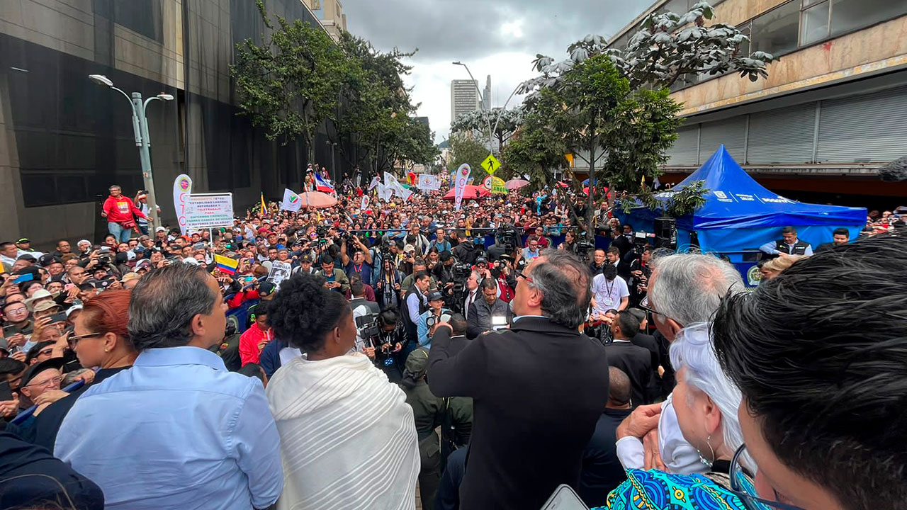 Imagen de apoyo de  Presidente Petro pide al Congreso que debata y apruebe las reformas sociales