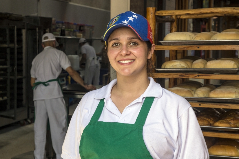 Imagen de apoyo de  Mintrabajo lanza guia para que empresarios conozcan como contratar refugiados y migrantes venezolanos