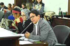 Imagen de apoyo de  Pasa de primer debate que quienes recluten a menores de edad tendran una pena de prision por 40 aos