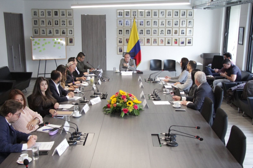 Imagen de apoyo de  Dialogo con directivos de Supertiendas Olimpica lidero MinTrabajo