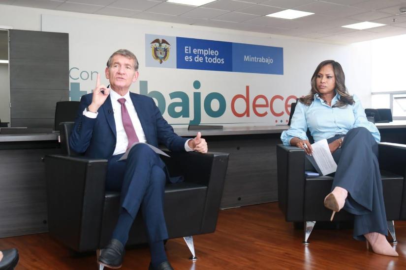 Imagen de apoyo de  Acuerdo entre Cerrejon y Sintracarbon