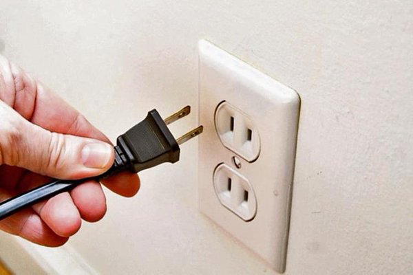 Imagen de apoyo de  Presidente Santos lidera campaa Apagar Paga con generadores y distribuidores para ahorrar energia