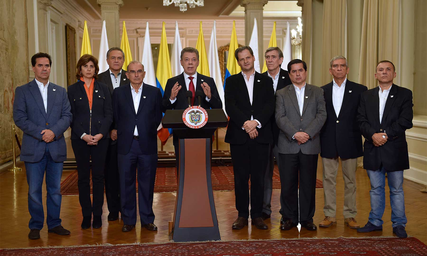 Imagen de apoyo de  No me rendire Seguire buscando la paz hasta el ultimo minuto de mi mandato