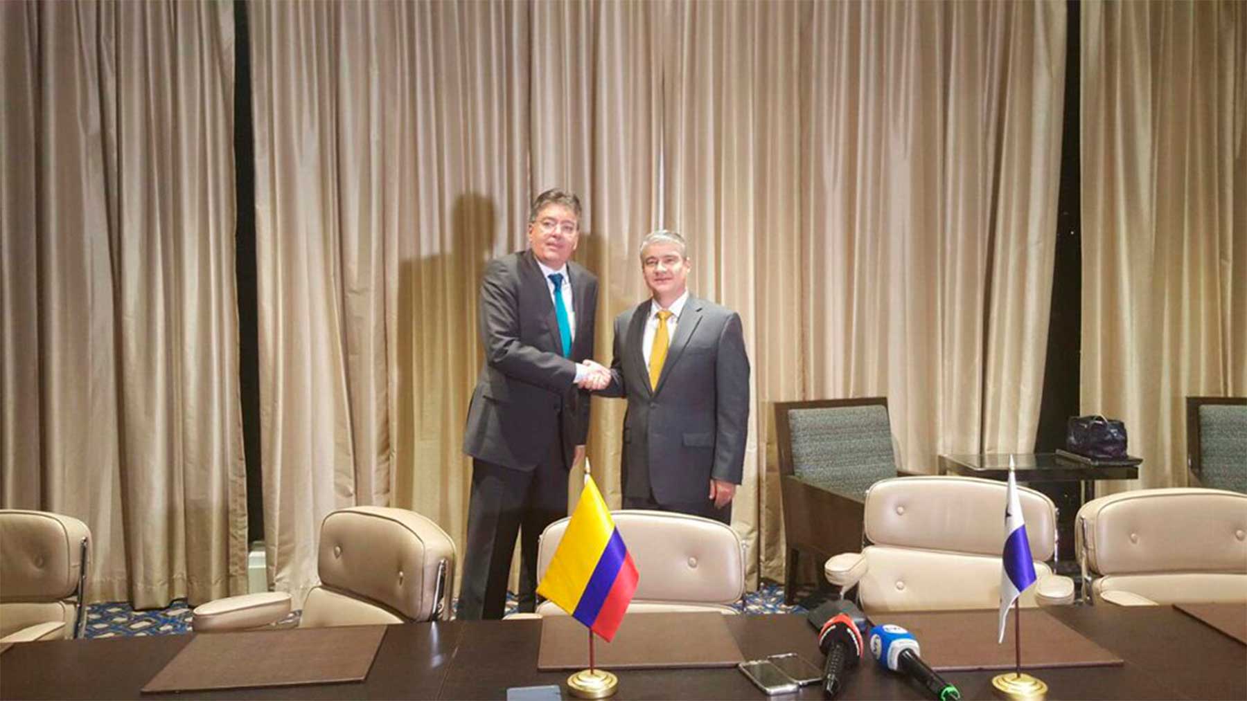 Imagen de apoyo de  Presidente Santos exalta acuerdo de intercambio de informacion tributaria con Panama