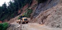 Imagen de apoyo de  INVIAS adelanta trabajos de remocion para habilitar la via Quibdo  Medellin