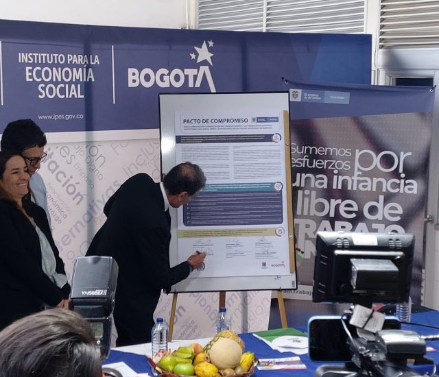 Imagen de apoyo de  Gobierno y Alcaldia de Bogota unen esfuerzos para erradicar el trabajo infantil