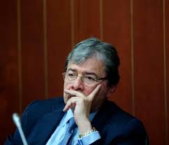 Imagen de apoyo de  En plenaria del Senado Mindefensa plantea avanzar en esquemas colectivos de proteccion a lideres y ex integrantes de las Farc