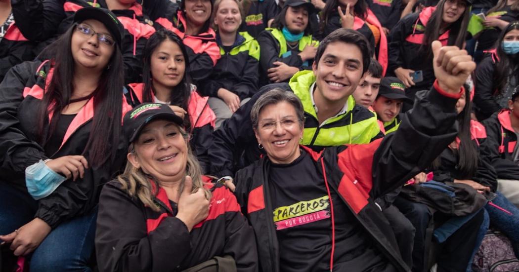Imagen de apoyo de  Alcaldesa Claudia Lopez les da la bienvenida a 2697 jovenes Parceros por Bogota