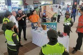 Imagen de apoyo de  Es aprehendida una mercancia de contrabando por mas de mil quinientos millones en Santa Marta