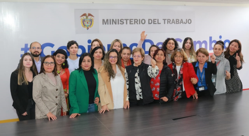 Imagen de apoyo de Para luchar contra el acoso y violencia sexual en el lugar de trabajo Gobierno instala Subcomision de Genero