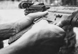 Imagen de apoyo de  Es validada la agravante al delito de portacion de armas exclusivas cuando se realiza por grupos de tres o mas personas