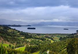 Imagen de apoyo de  Se investiga al a exalcalde e Inspector de Policia de Aquitania por construccion de proyecto hotelero en la Laguna de Tota