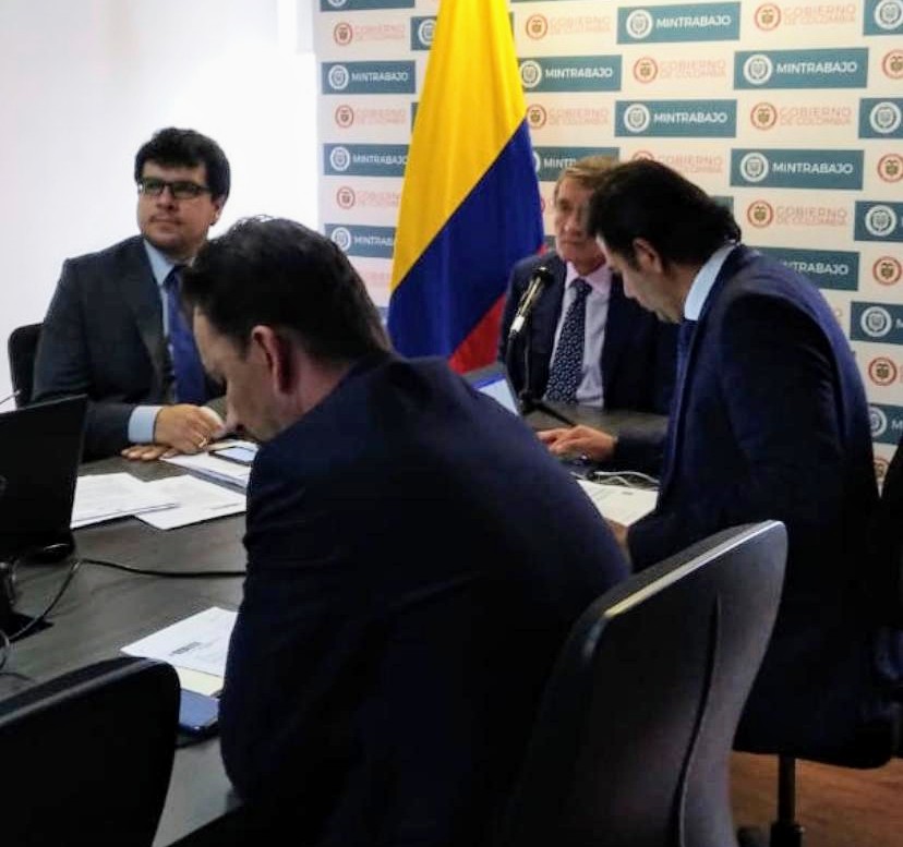 Imagen de apoyo de  Los trabajadores de la salud son esenciales en este proceso  del Covid19 y se debe garantizar su seguridad y bienestar