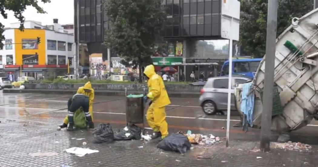 Imagen de apoyo de  Arrojar basura en el espacio publico en Bogota tiene una multa de  759200