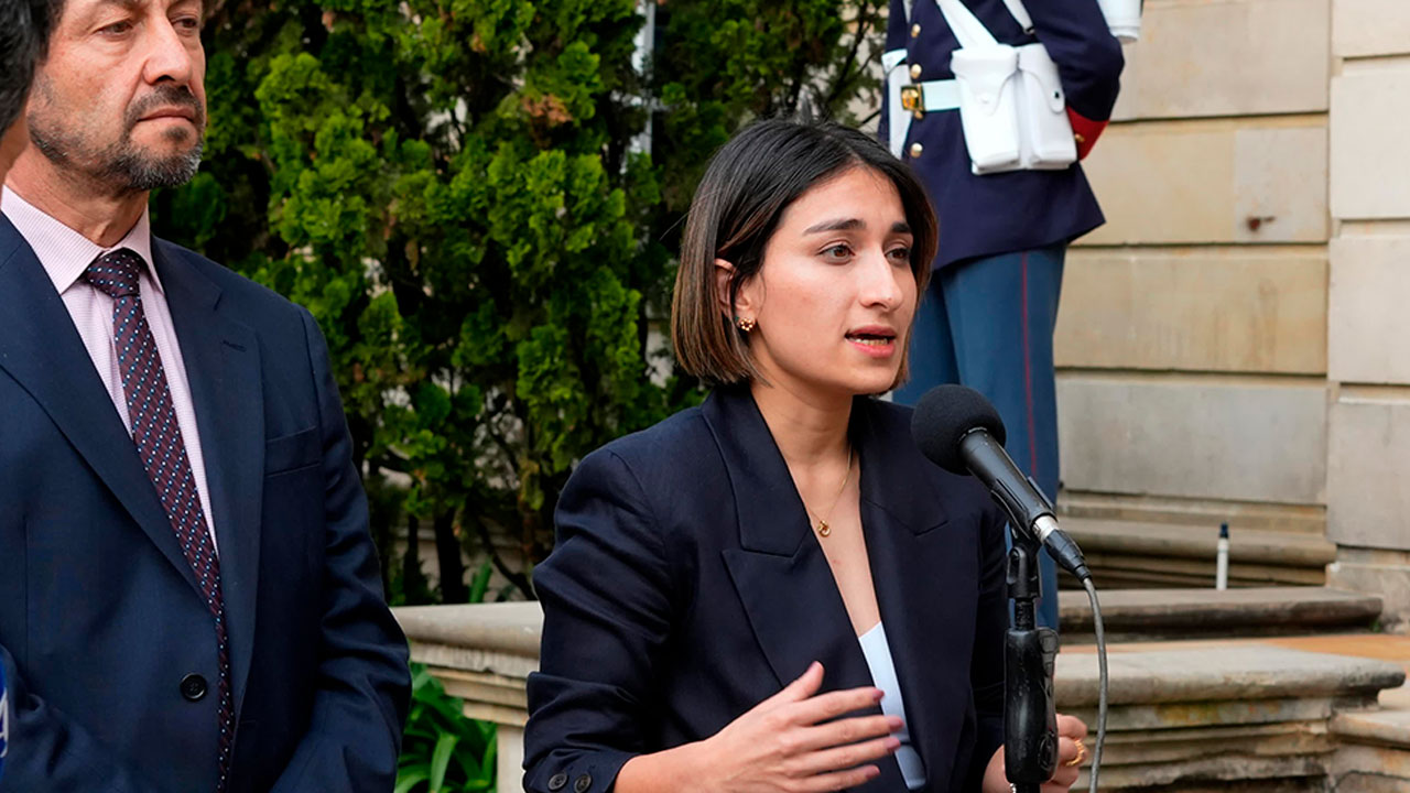 Imagen de apoyo de  Colombia sostendra una politica arancelaria inteligente responde presidente Petro al arancel del 10  de Estados Unidos