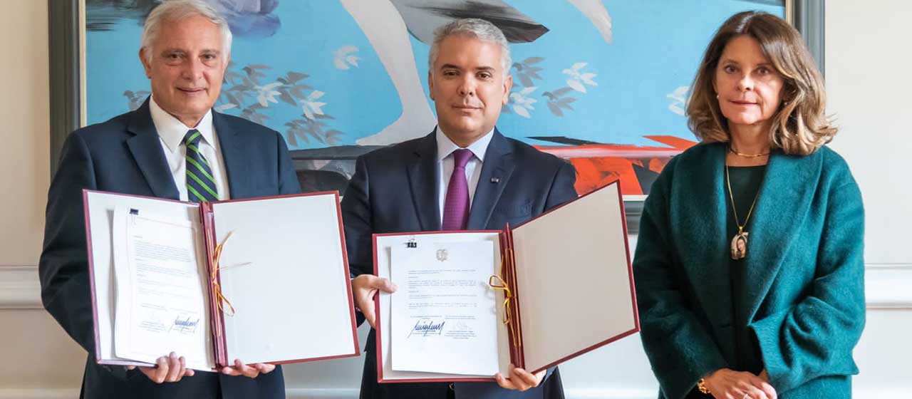 Imagen de apoyo de  Colombia firmo acuerdo sobre privilegios y exenciones con FonPlata el Banco de Desarrollo conformado por cinco paises latinoamericanos