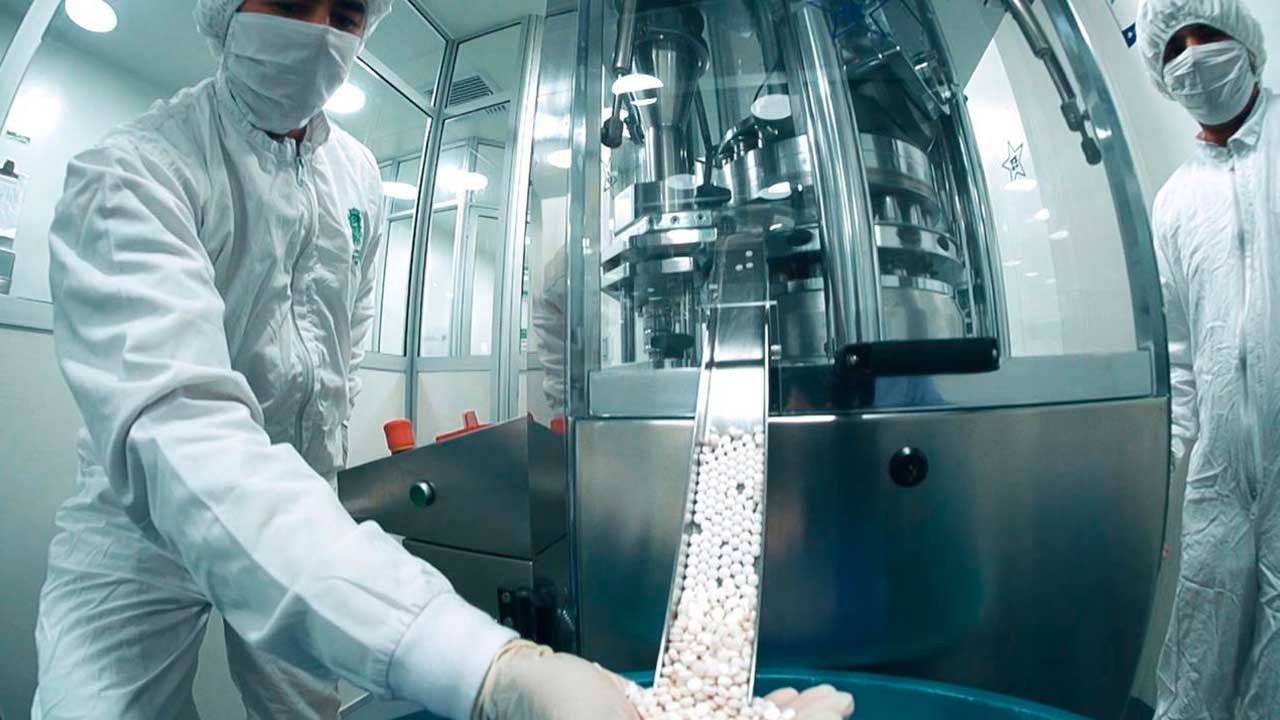 Imagen de apoyo de  MinCiencias logro registro sanitario para producir y vender medicamento antiparasitario