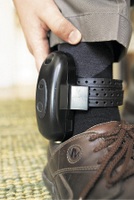 Imagen de apoyo de  Se deben entregar oportunamente los brazaletes para la vigilancia electronica o se puede incurrir en la violacion de derechos fundamentales