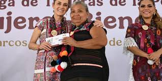 Imagen de apoyo de  Fueron entregadas las tarjetas de la Pension Mujeres Bienestar que en Guerrero beneficiara a 28 mil mujeres