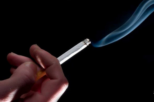 Imagen de apoyo de  La OMS alienta a China a implantar una ley que proteja a fumadores pasivos