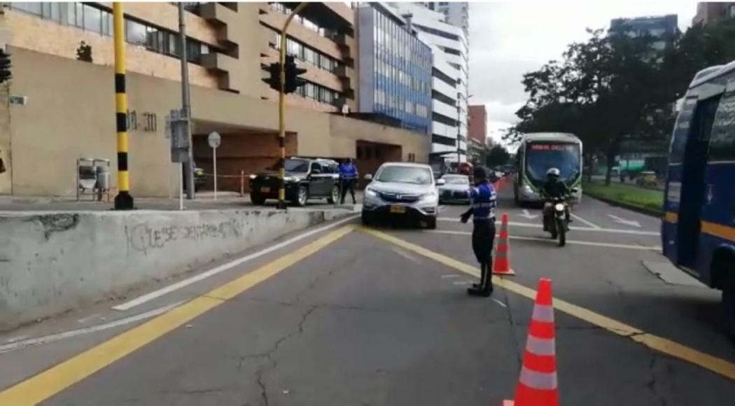Imagen de apoyo de  Se habilita reversible en la calle 85 para descongestionar la subida a La Calera en Bogota