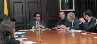 Imagen de apoyo de  MinAgricultura y sector floricultor evaluan propuesta para consolidar nuevos mercados