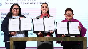 Imagen de apoyo de  Es firmado el decreto por el que se reforman leyes secundarias para proteger a las mujeres en Mexico