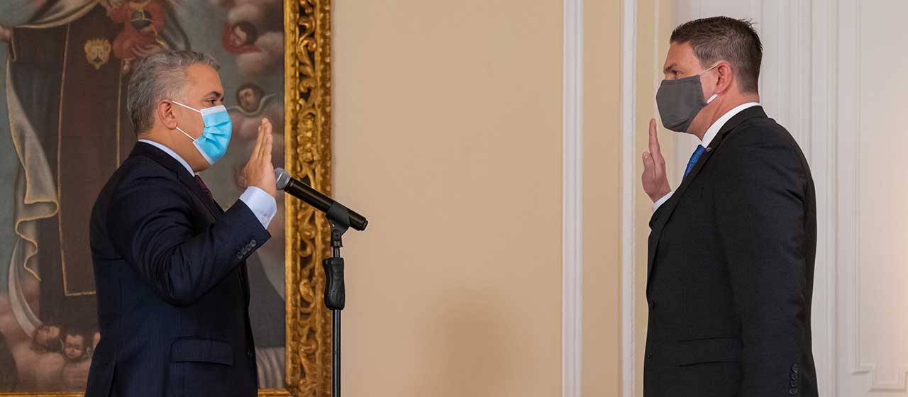 Imagen de apoyo de  Juan Carlos Pinzon nuevo Embajador en EEUU