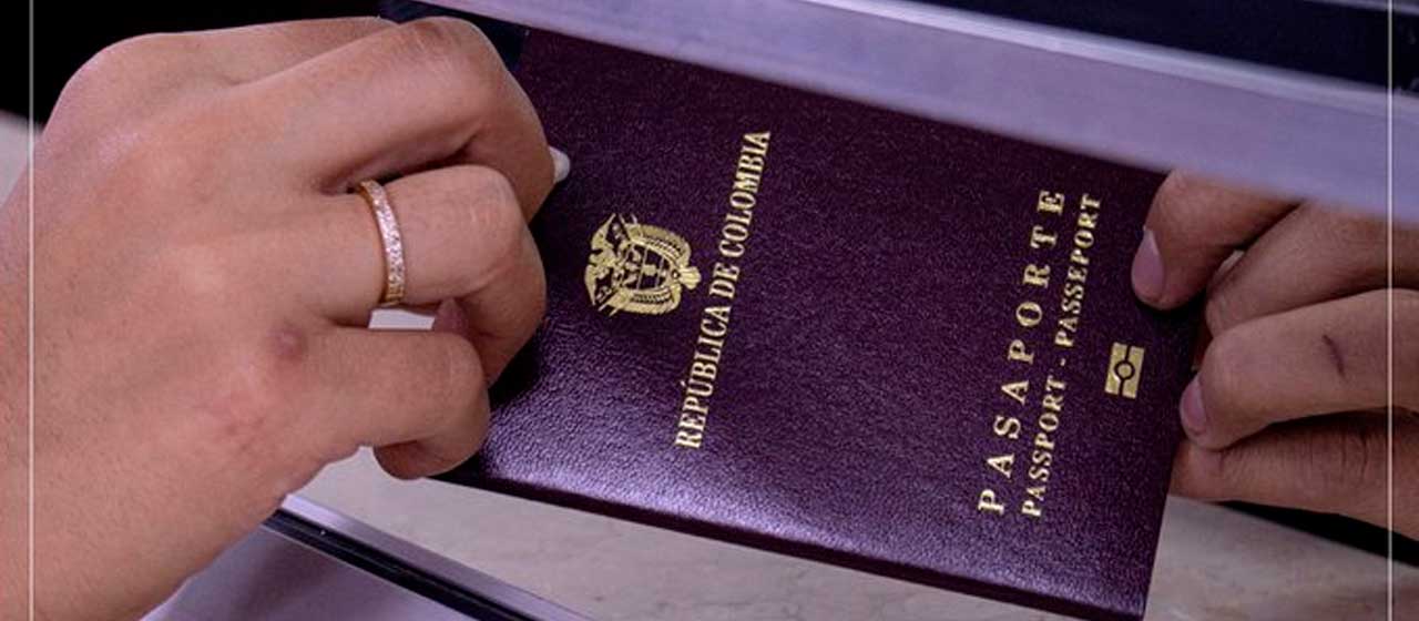 Imagen de apoyo de  Cancilleria suspende para facilidad de los menores de edad y sus padres la obligatoriedad de cambio de pasaporte