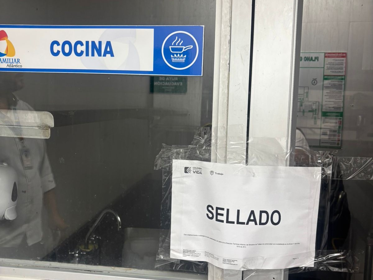 Imagen de apoyo de  MinTrabajo ordena cierre temporal de cocina y piscina en sede de Comfamiliar Atlantico por riesgos graves