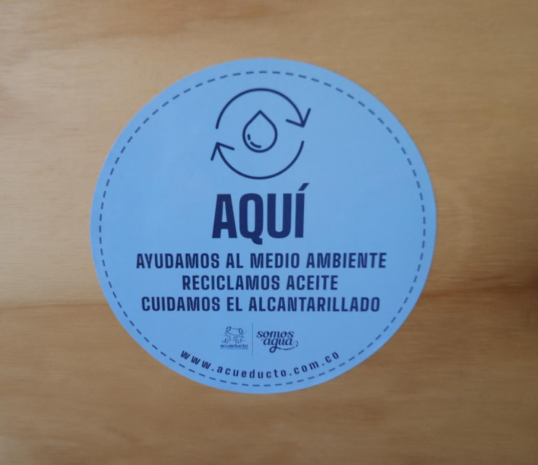 Imagen de apoyo de  Acueducto apoya iniciativa que promueve el uso adecuado del aceite de cocina