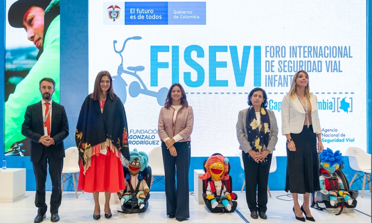 Imagen de apoyo de  Fortalecimiento de la estrategia de Planes de Movilidad Escolar y la segunda temporada de Universo Vial