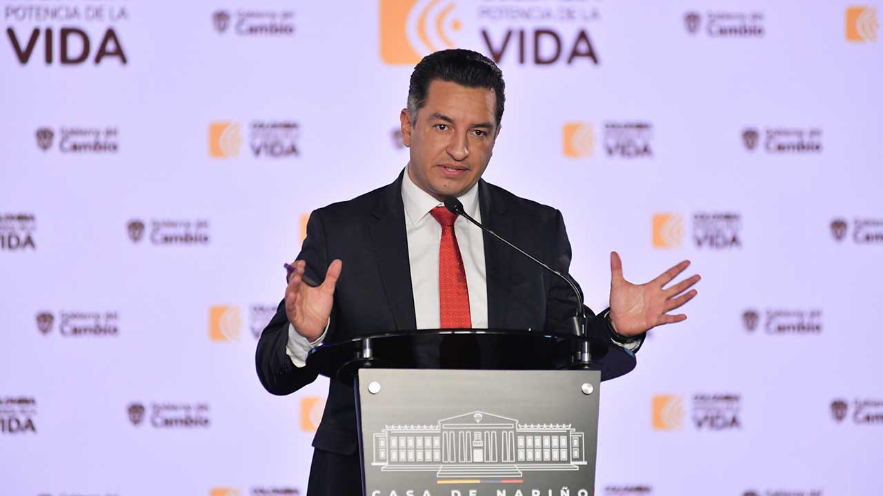 Imagen de apoyo de  Andres Idarraga nuevo ministro de Justicia encargado
